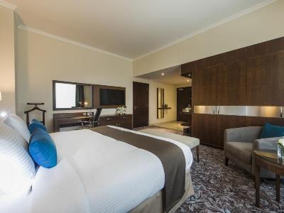 Golden Ocean Hotel 3*